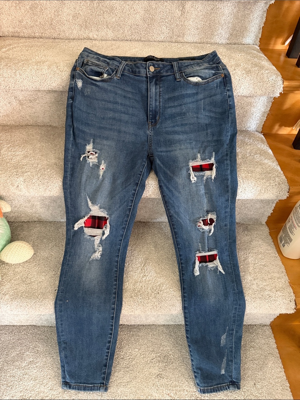 Judy Blue Women’s Distressed Blue Jeans with Red Plaid Patch Details
